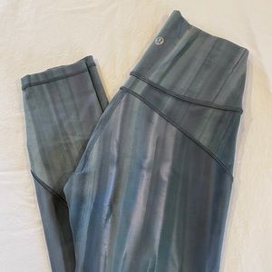 Lululemon In Movement 25” tights